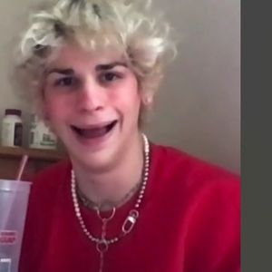 Meet your Posher, Violet